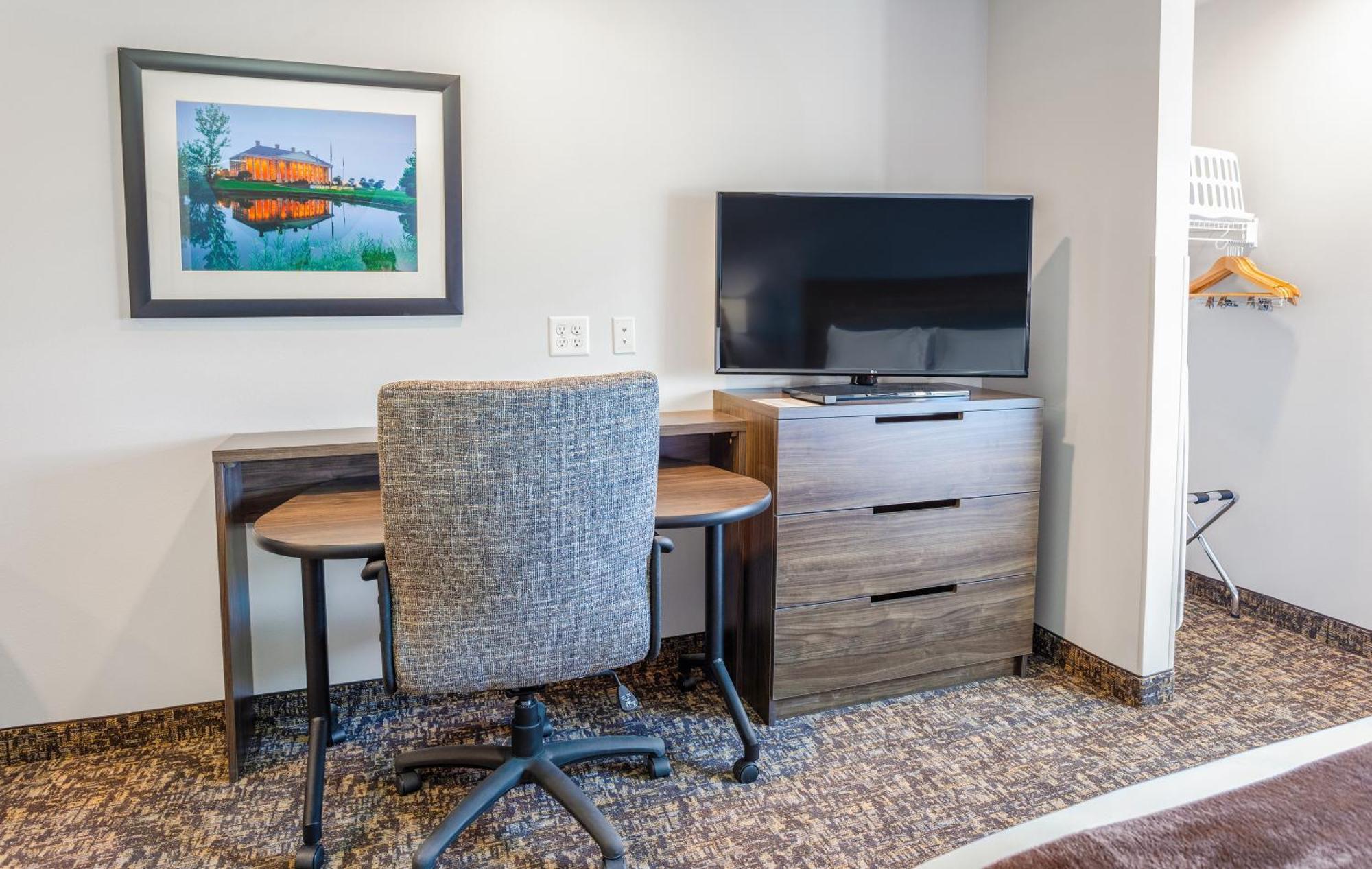 My Place Hotel-idaho Falls, Id